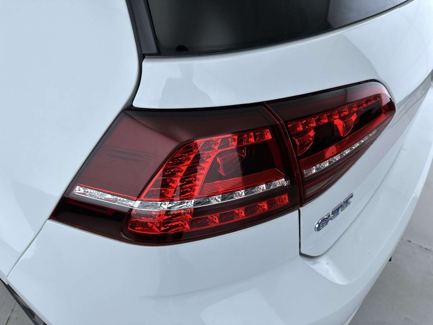 Used Volkswagen Golf 2016 for sale - 77609404: Photo 20