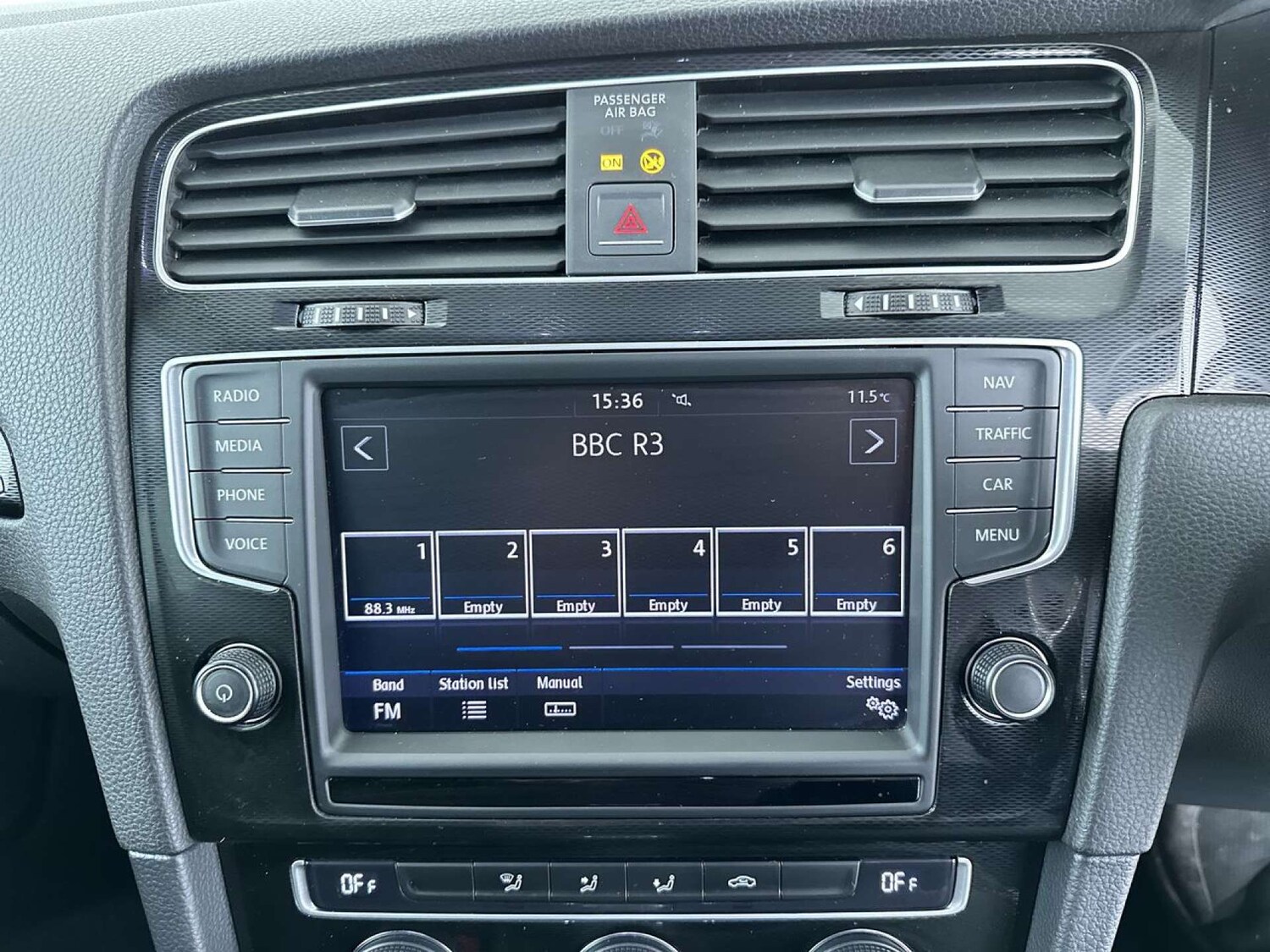 Used Volkswagen Golf 2016 for sale - 77609404: Photo 41