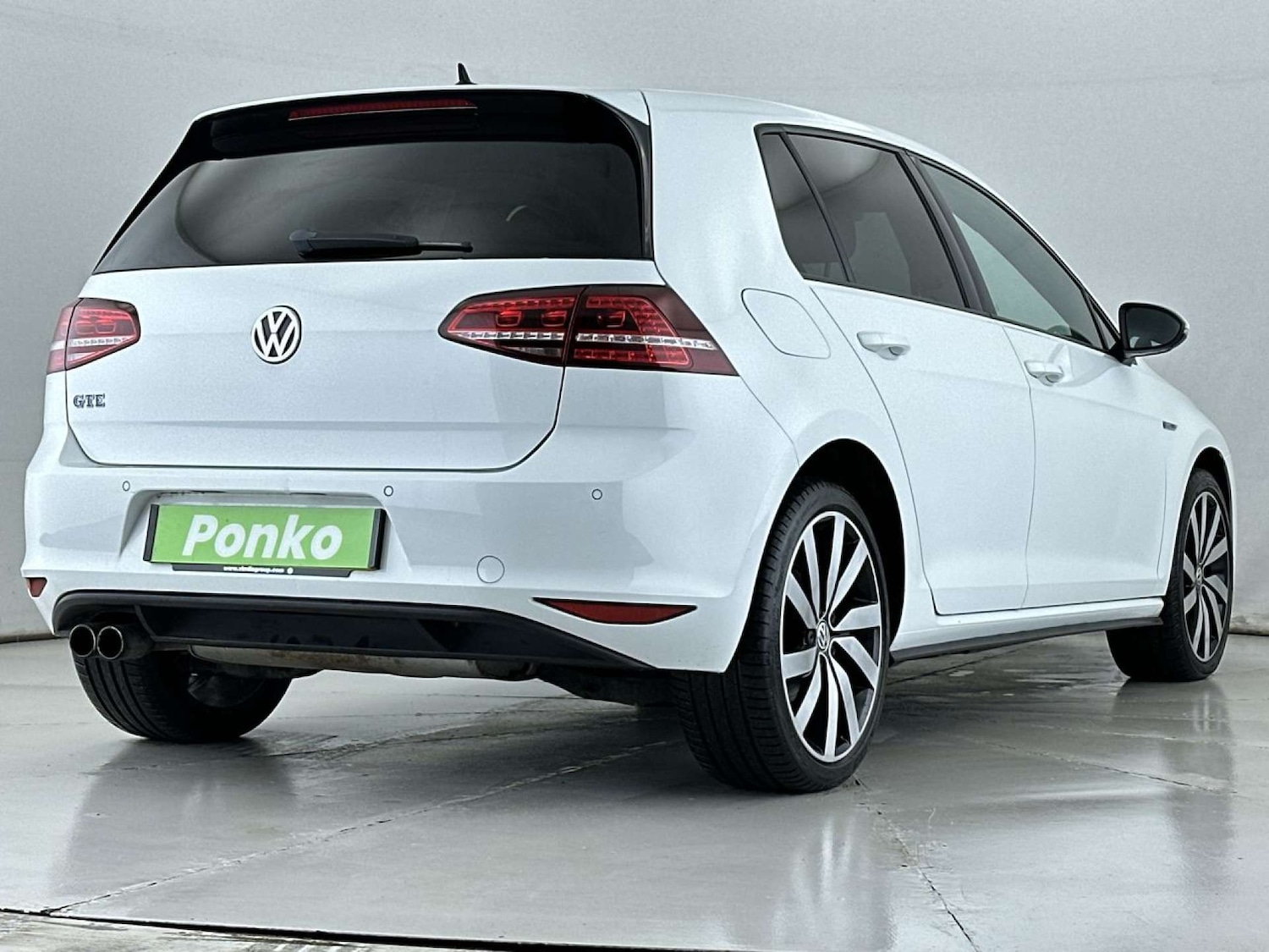 Used Volkswagen Golf 2016 for sale - 77609404: Photo 5