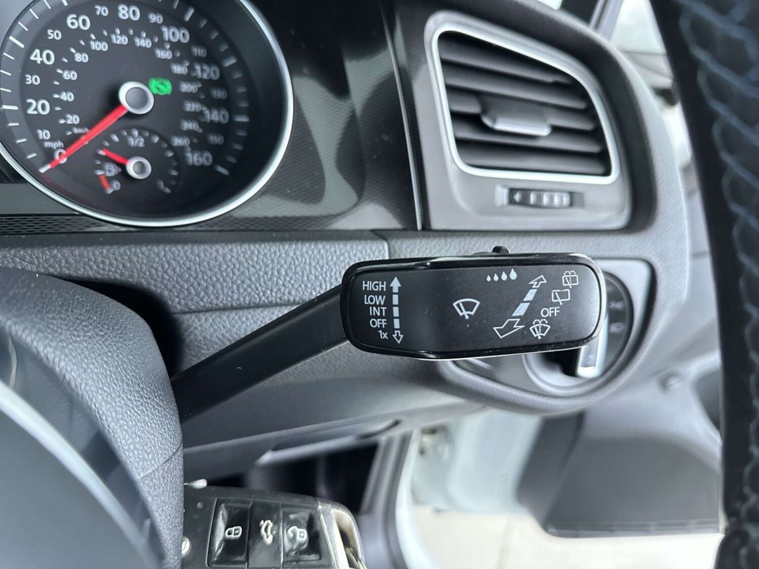 Used Volkswagen Golf 2016 for sale - 77609404: Photo 55