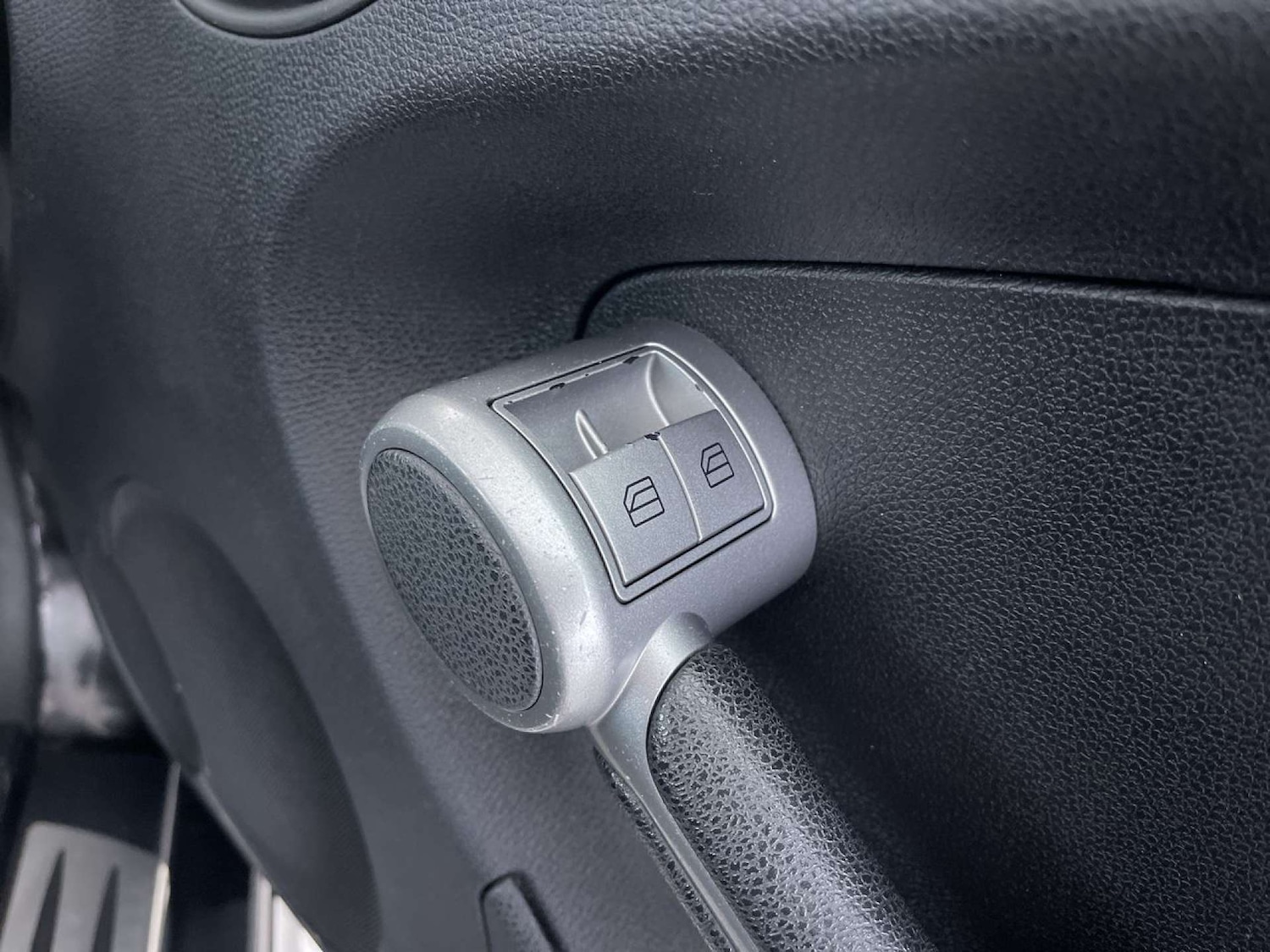 Used Mercedes-Benz SLK 2009 for sale - 77594778: Photo 45