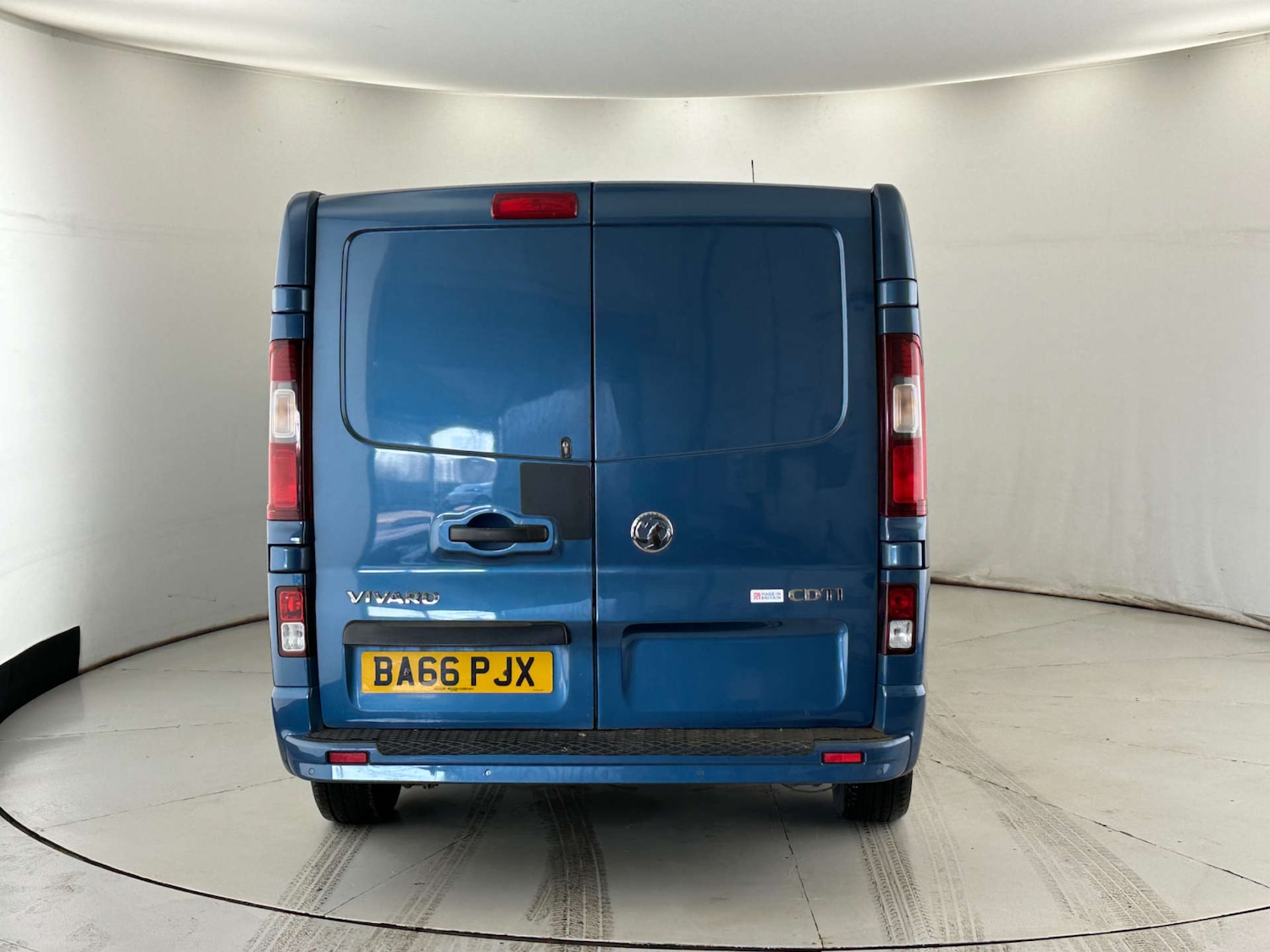 Used Vauxhall Vivaro 2017 for sale - 77900963: Photo 5