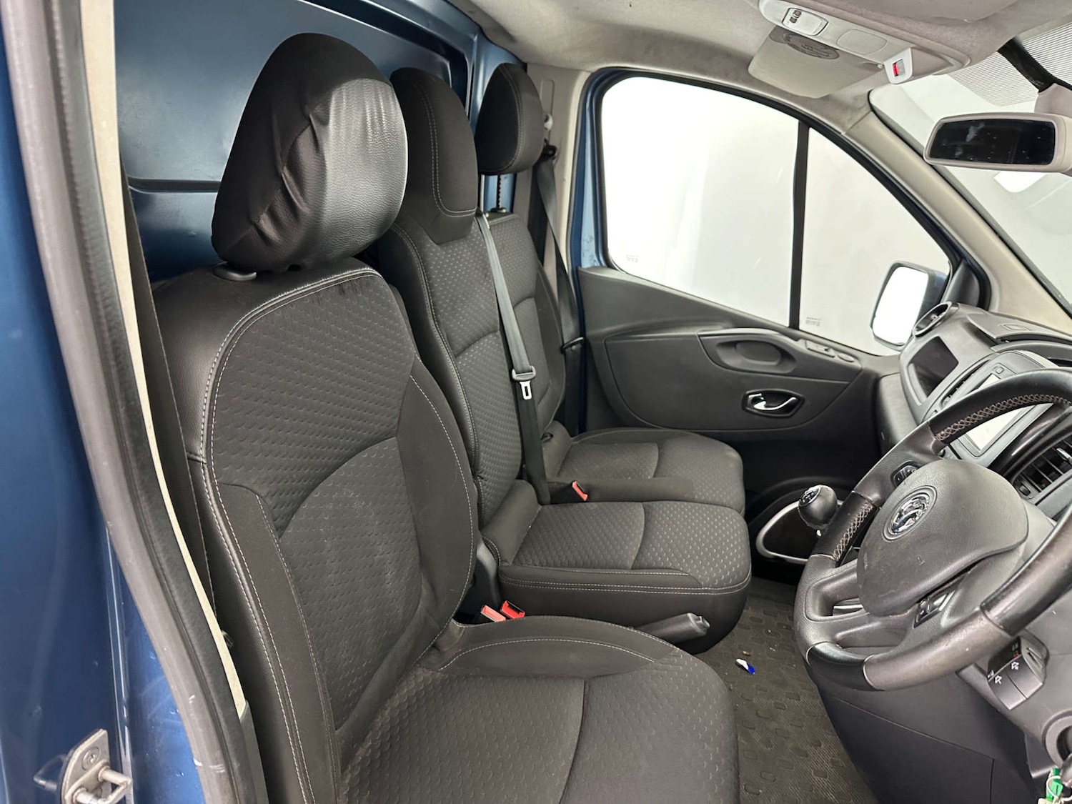 Used Vauxhall Vivaro 2017 for sale - 77900963: Photo 8