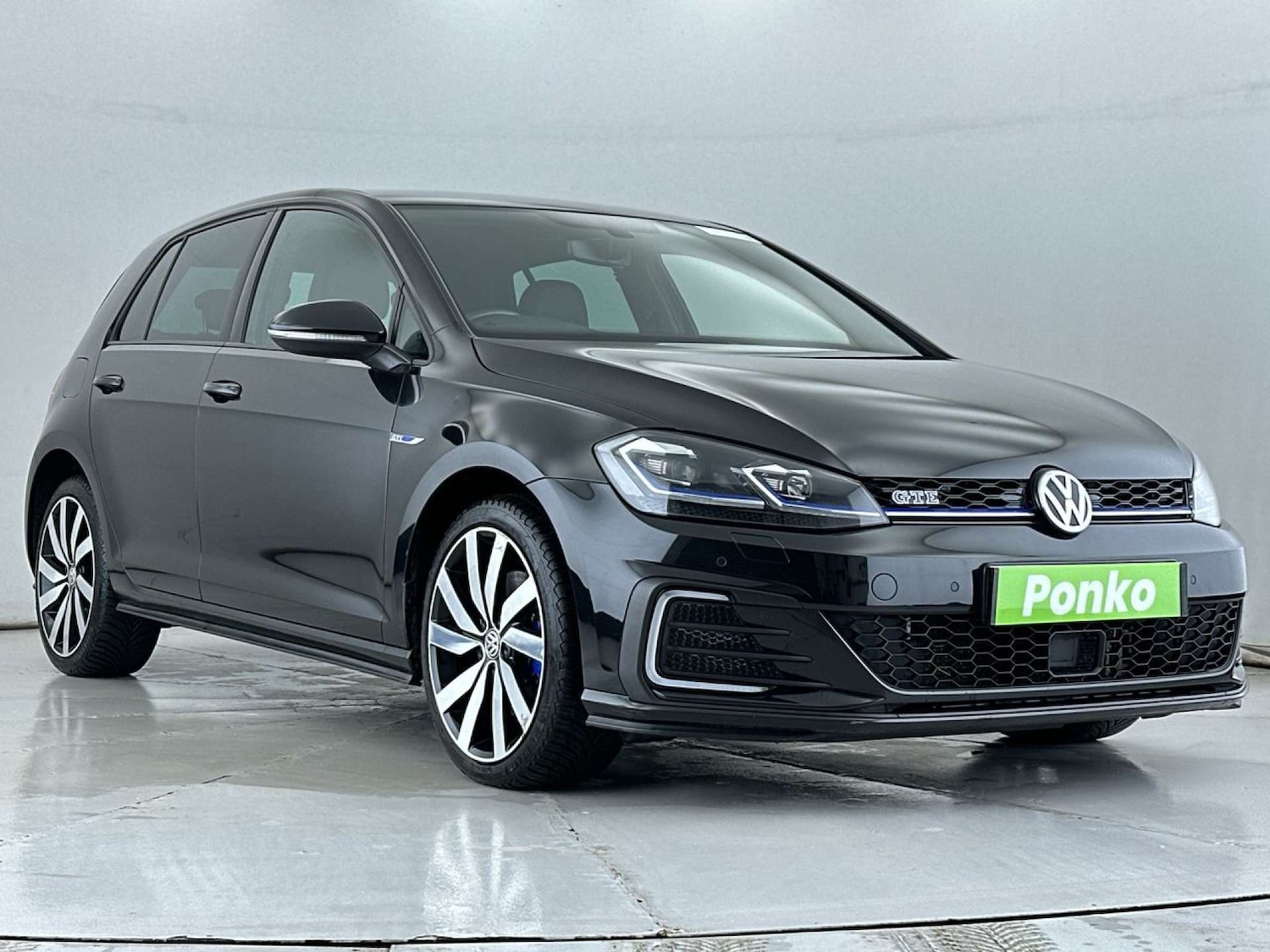 Used Volkswagen Golf 2018 for sale - 78106734: Photo 1