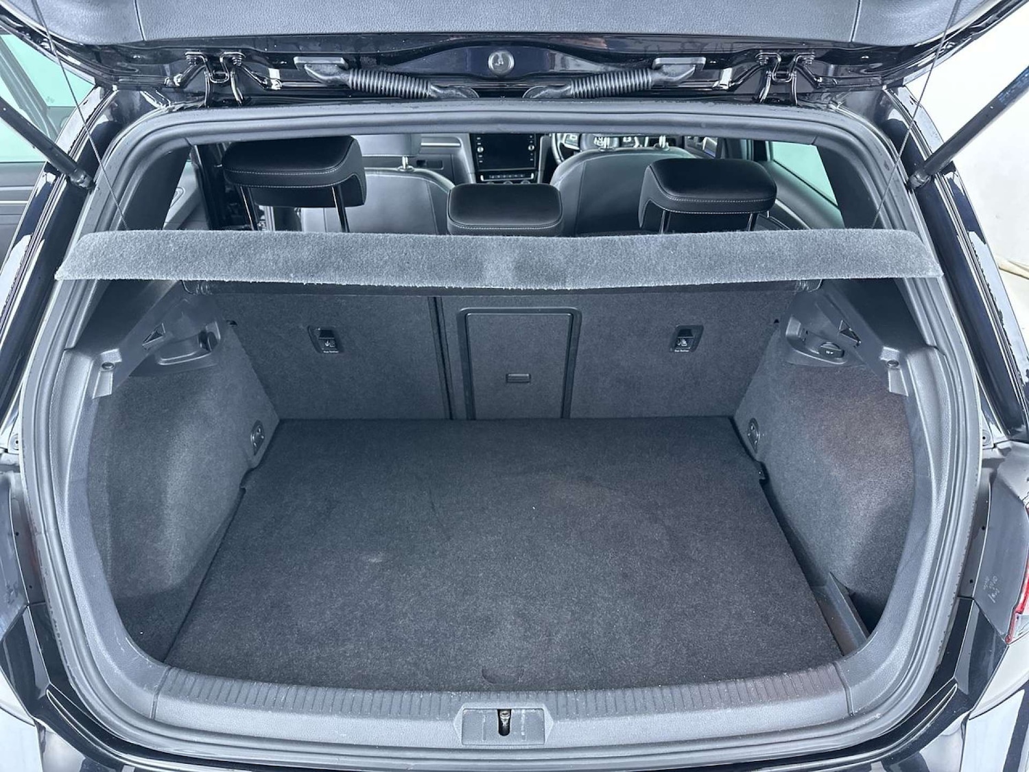 Used Volkswagen Golf 2018 for sale - 78106734: Photo 10