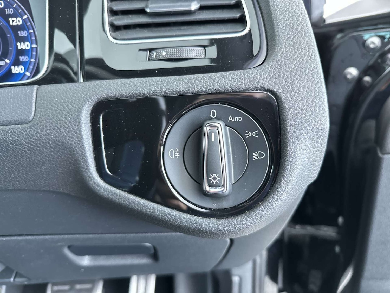 Used Volkswagen Golf 2018 for sale - 78106734: Photo 50