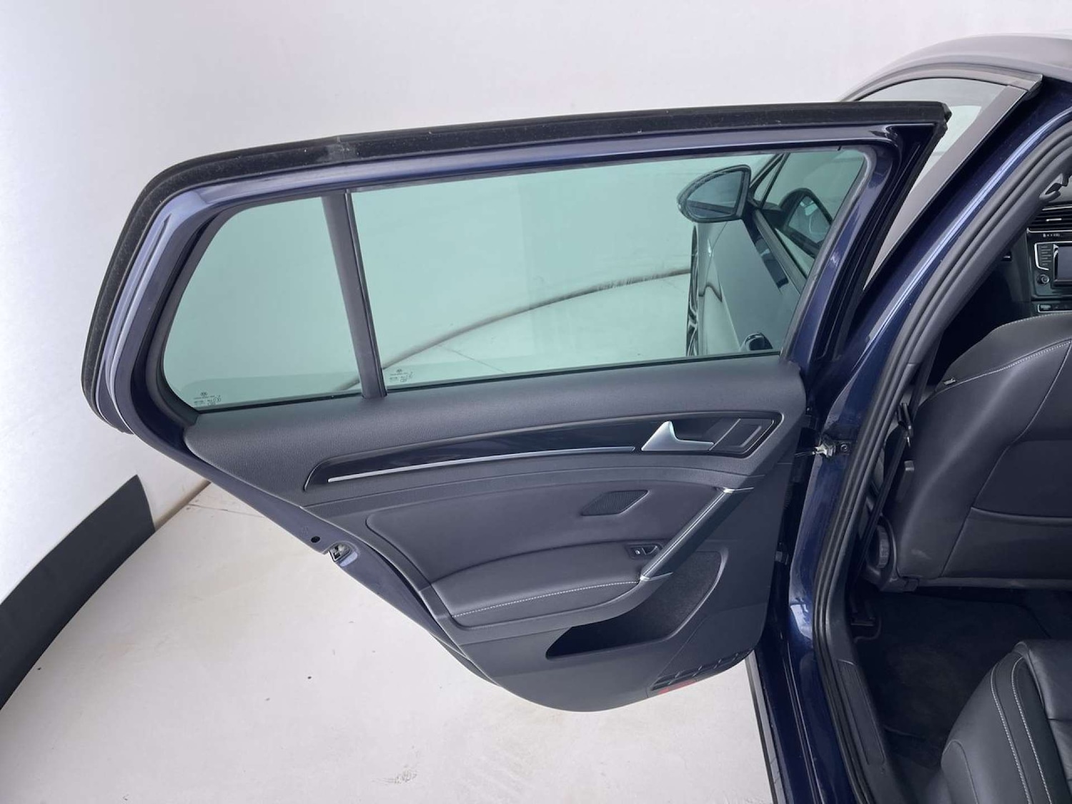 Used Volkswagen Golf 2014 for sale - 77980244: Photo 28