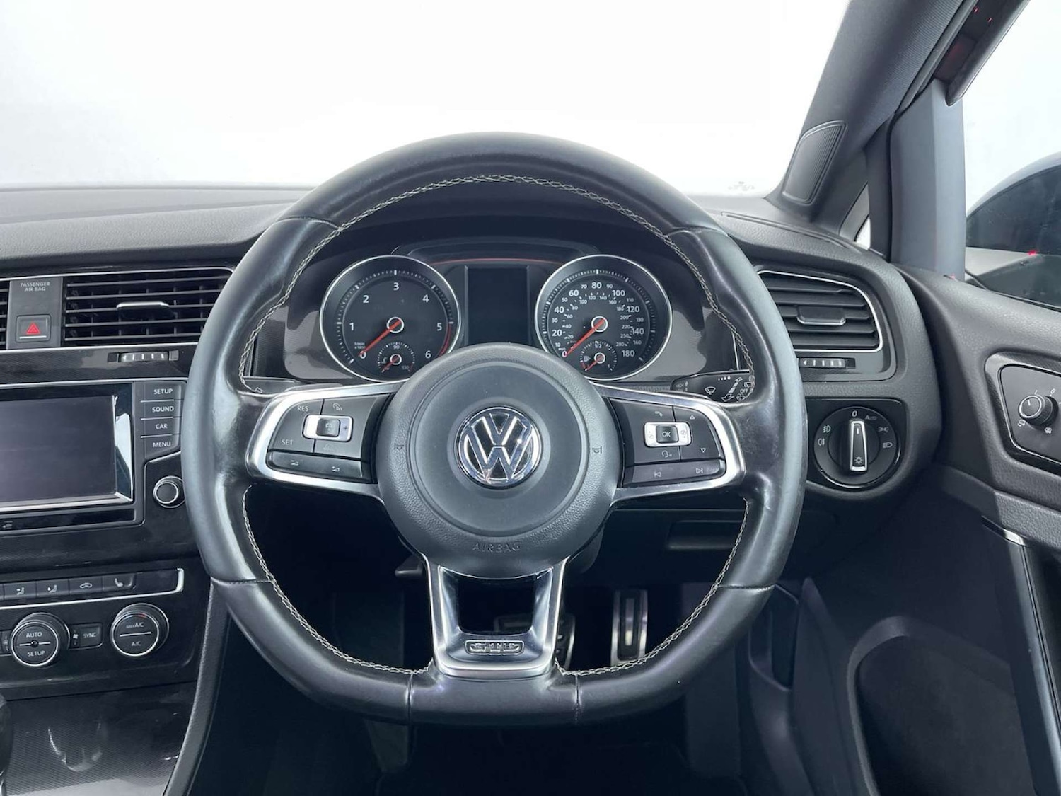 Used Volkswagen Golf 2014 for sale - 77980244: Photo 36