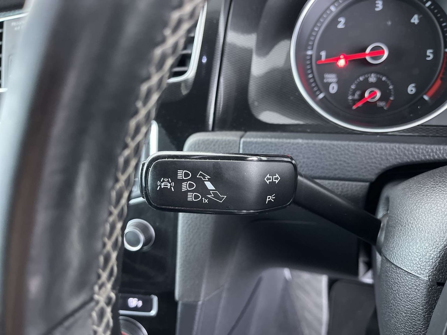 Used Volkswagen Golf 2014 for sale - 77980244: Photo 51