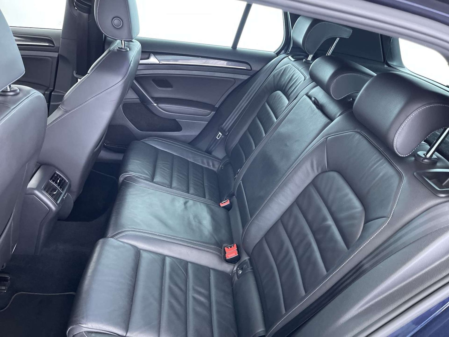 Used Volkswagen Golf 2014 for sale - 77980244: Photo 9