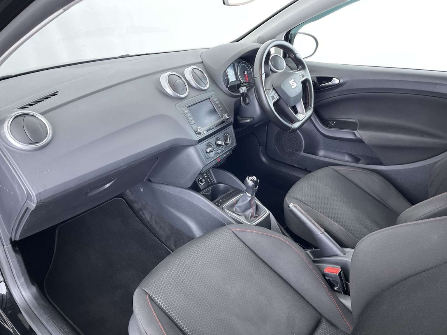 Used SEAT Ibiza 2017 for sale - 76941892: Photo 30