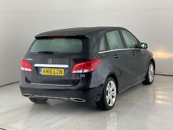 Used Mercedes-Benz B Class 2016 for sale - 77187854: Photo