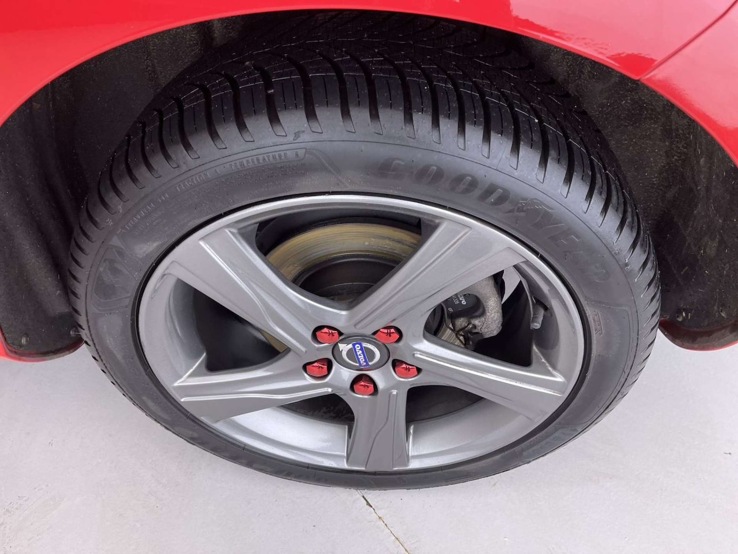 Used Volvo V40 2015 for sale - 76477409: Photo 22