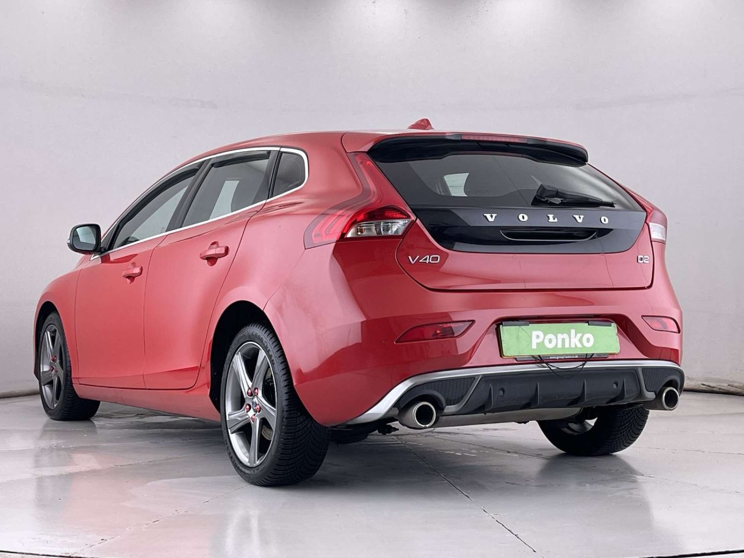 Used Volvo V40 2015 for sale - 76477409: Photo 3
