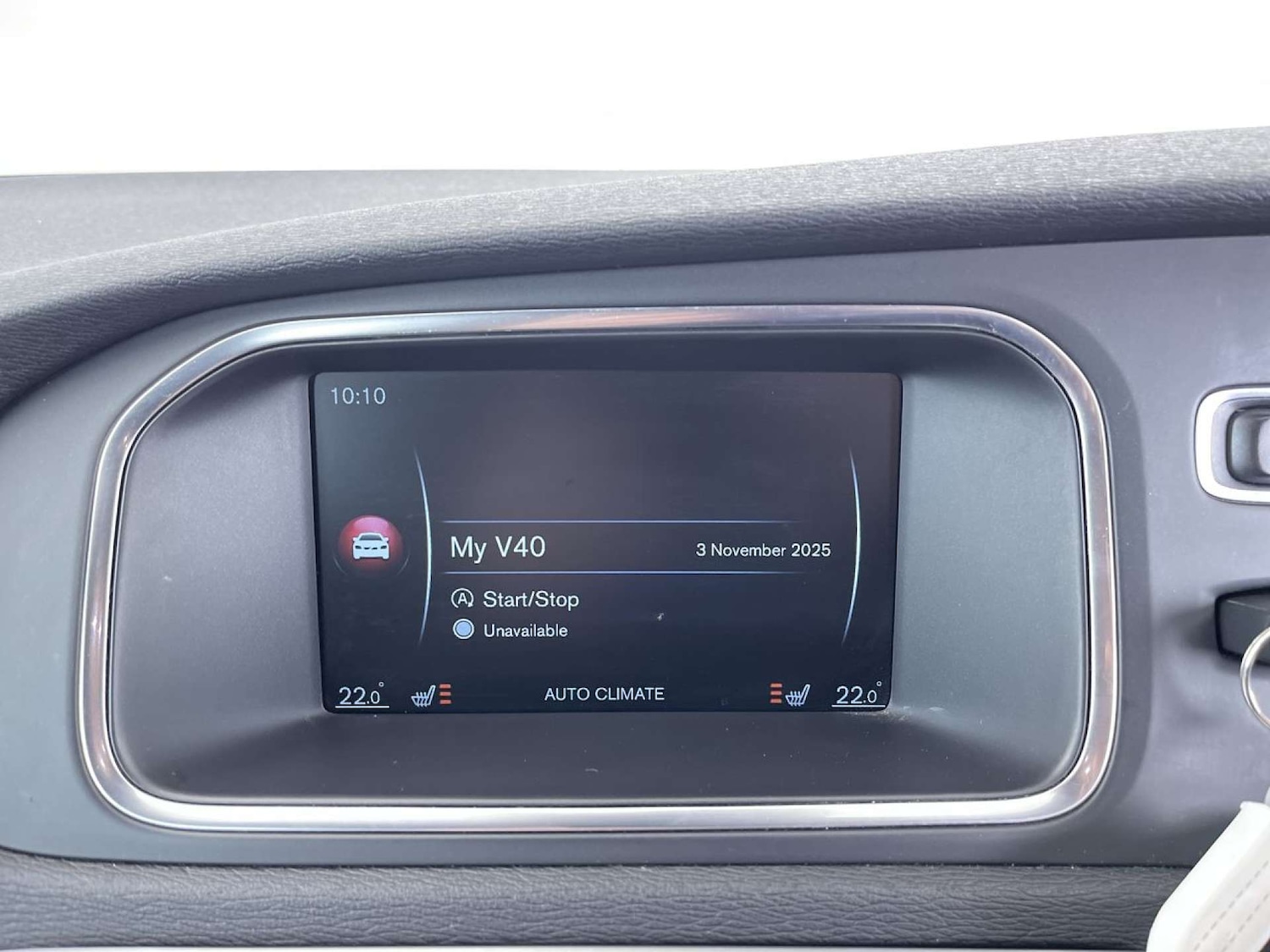 Used Volvo V40 2015 for sale - 76477409: Photo 40