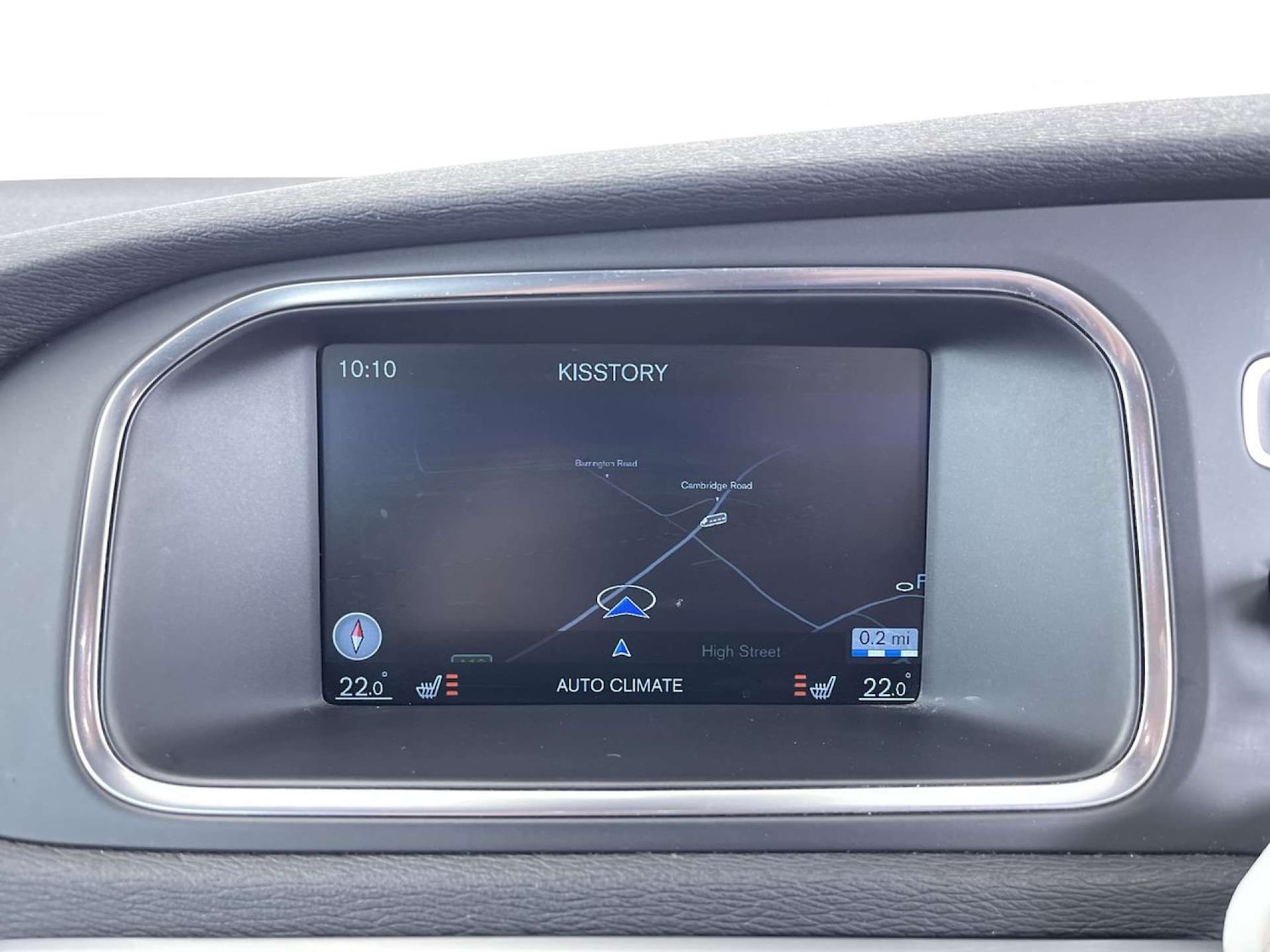 Used Volvo V40 2015 for sale - 76477409: Photo 42