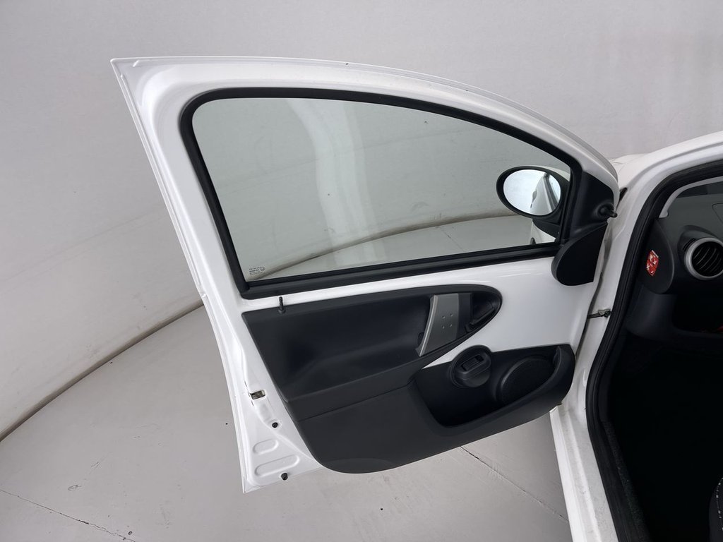 Vehicle 27