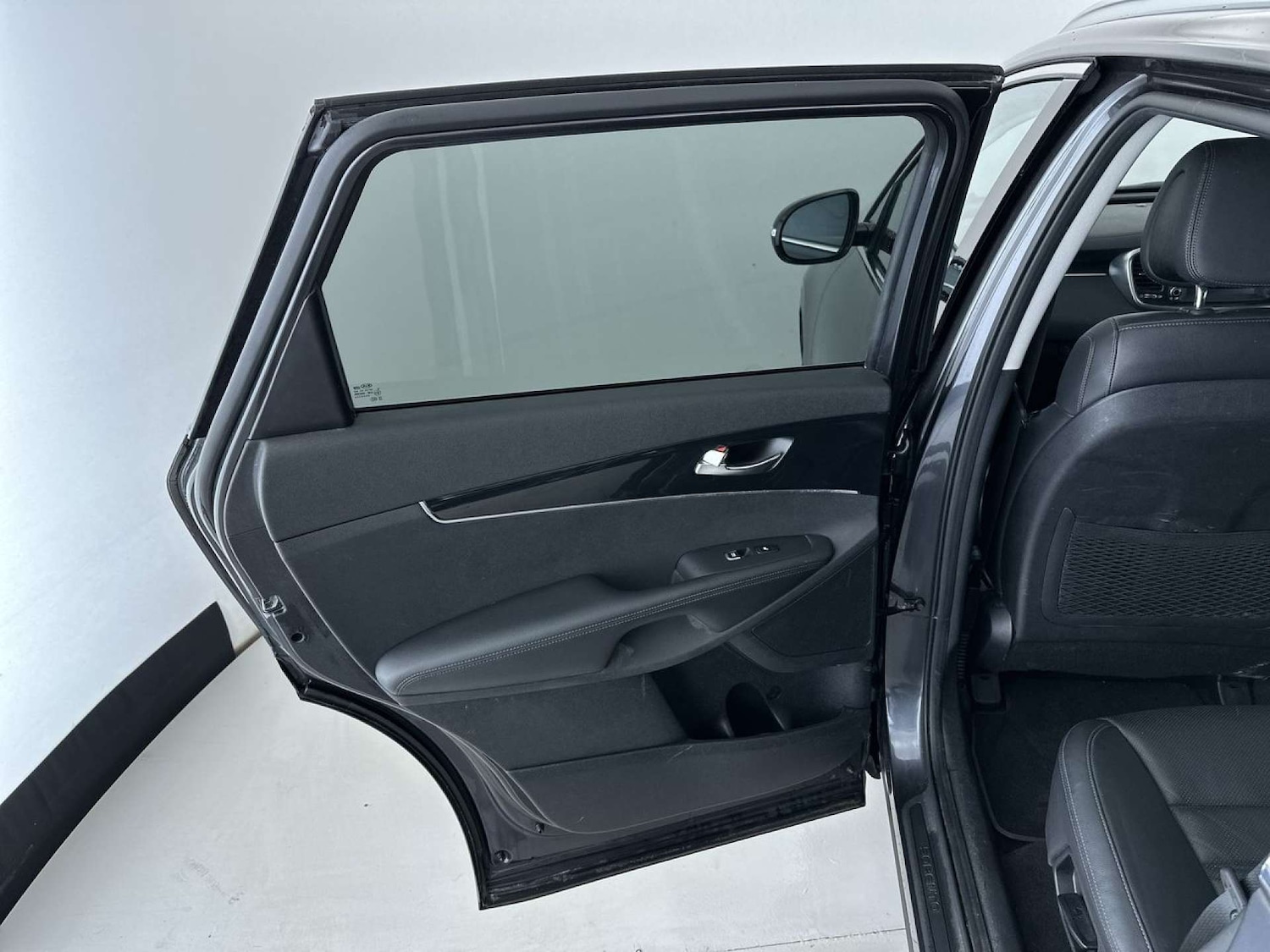 Used Kia Sorento 2016 for sale - 77905740: Photo 24