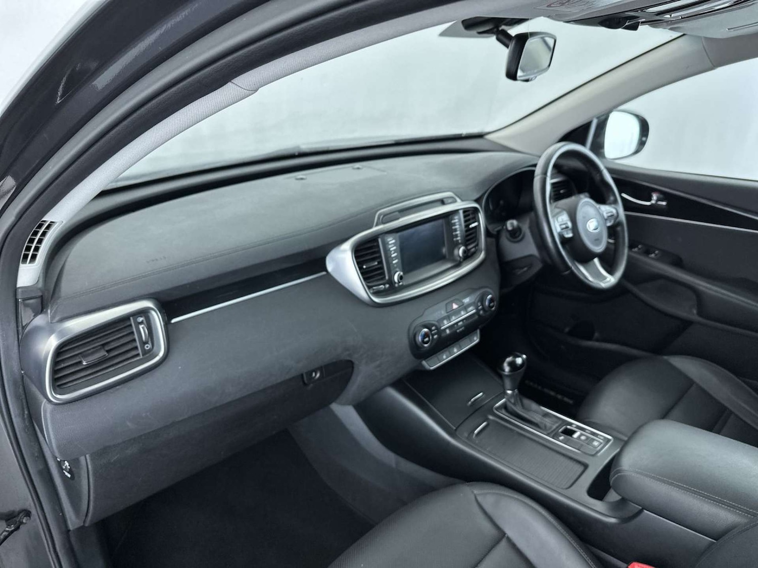 Used Kia Sorento 2016 for sale - 77905740: Photo 28