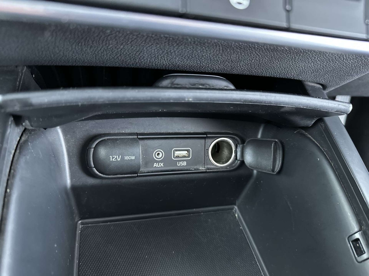 Used Kia Sorento 2016 for sale - 77905740: Photo 42