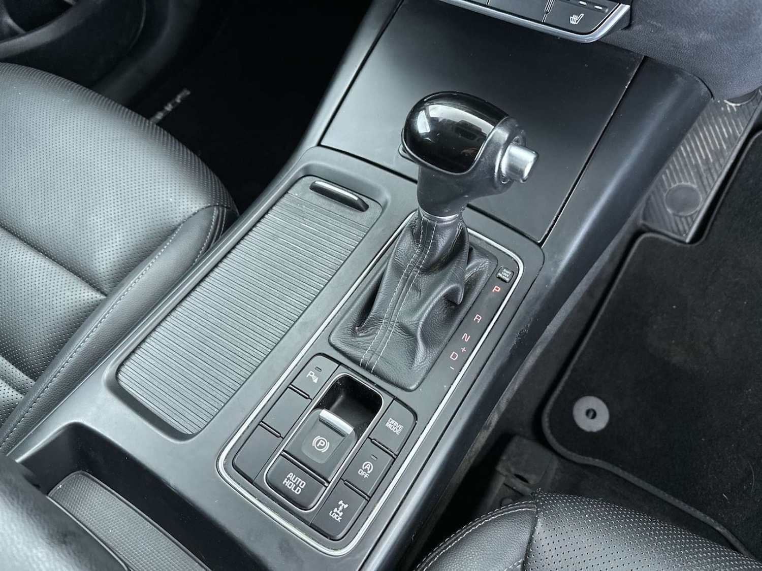 Used Kia Sorento 2016 for sale - 77905740: Photo 43