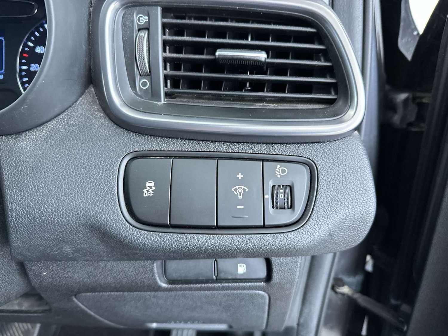 Used Kia Sorento 2016 for sale - 77905740: Photo 44