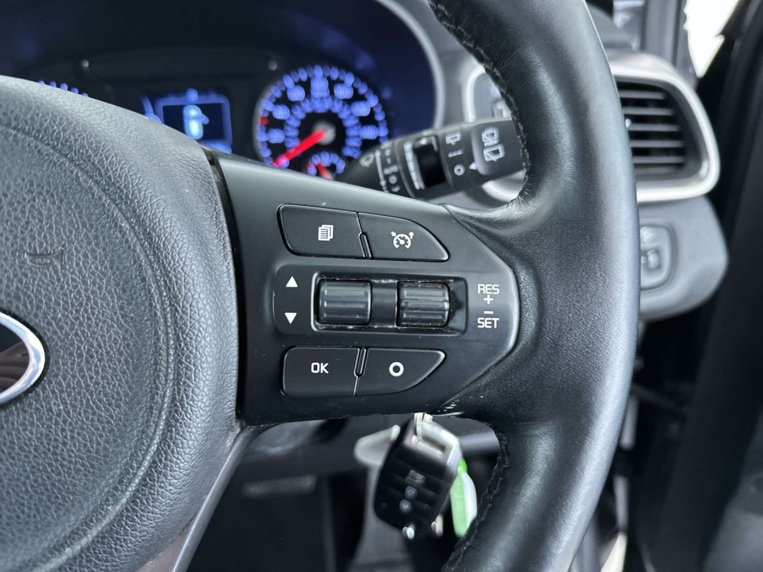 Used Kia Sorento 2016 for sale - 77905740: Photo 47