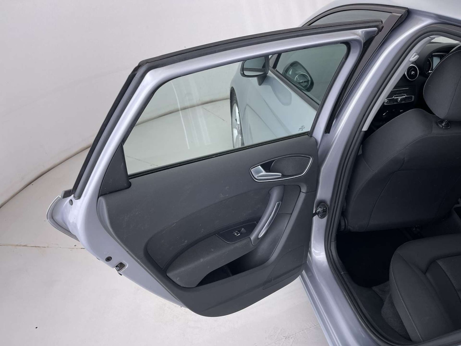 Used Audi A1 2015 for sale - 77172460: Photo 28