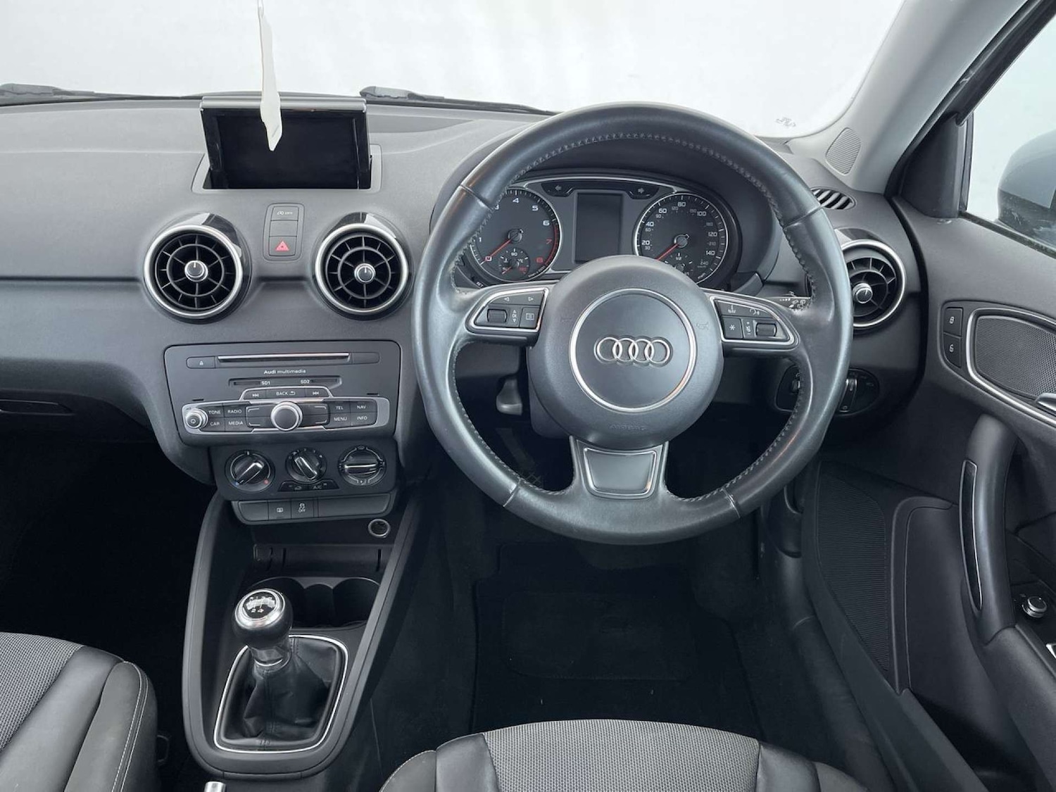 Used Audi A1 2015 for sale - 77172460: Photo 35