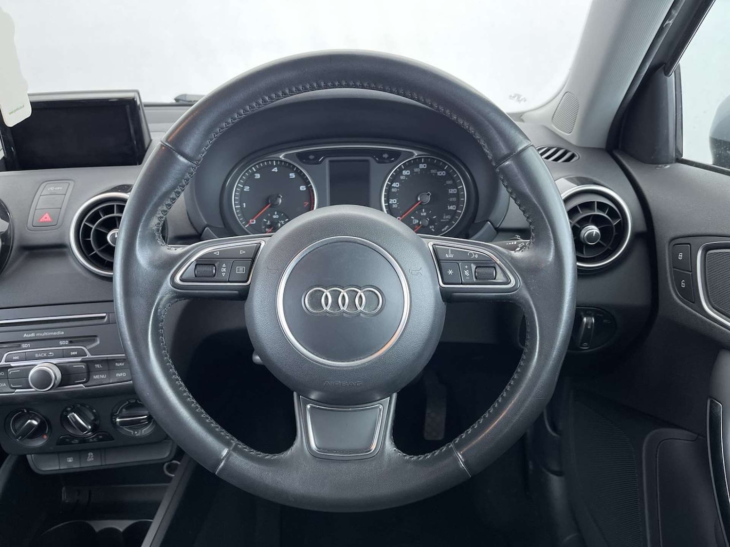 Used Audi A1 2015 for sale - 77172460: Photo 36