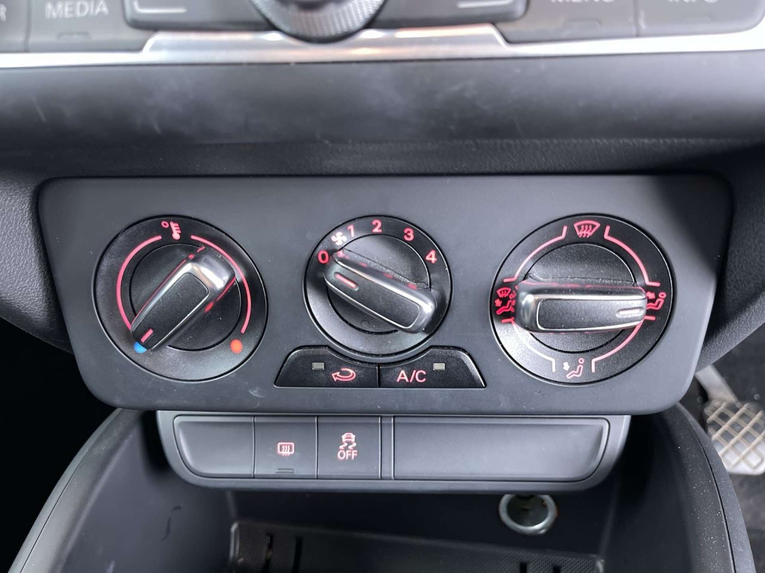 Used Audi A1 2015 for sale - 77172460: Photo 43