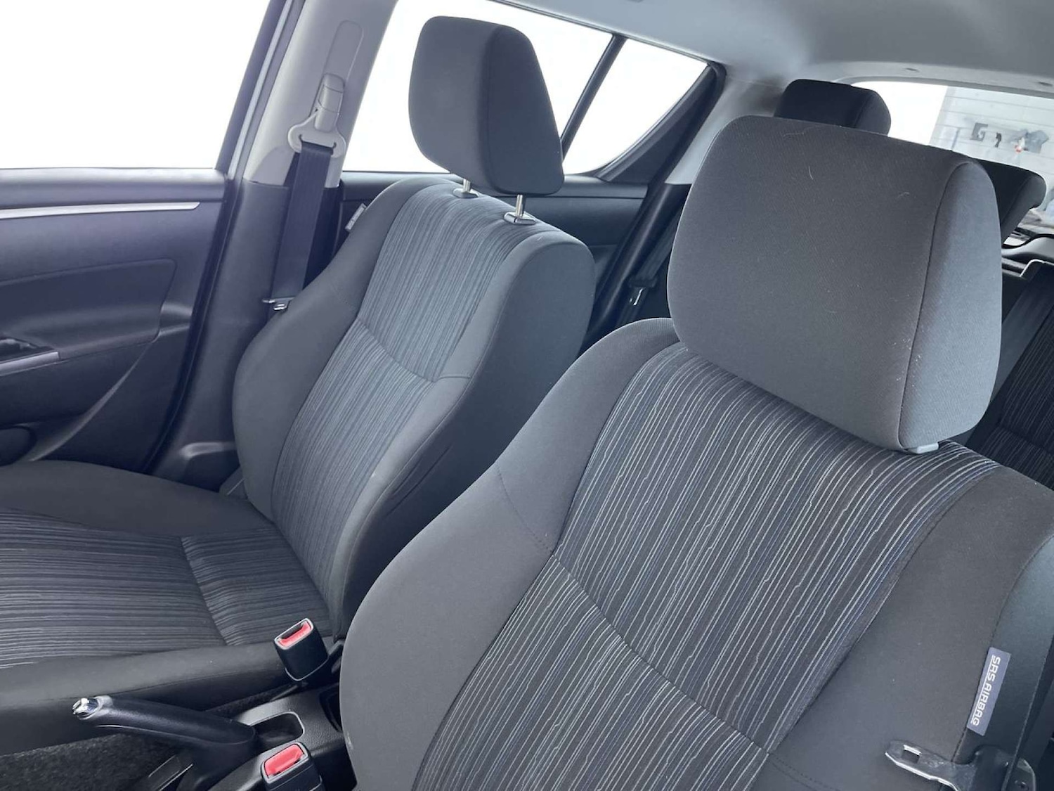 Used Suzuki Swift 2015 for sale - 76623846: Photo 31