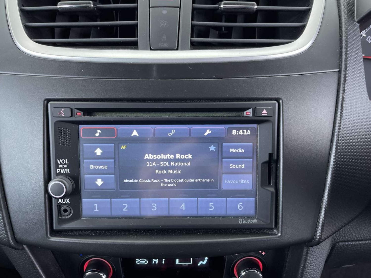 Used Suzuki Swift 2015 for sale - 76623846: Photo 40