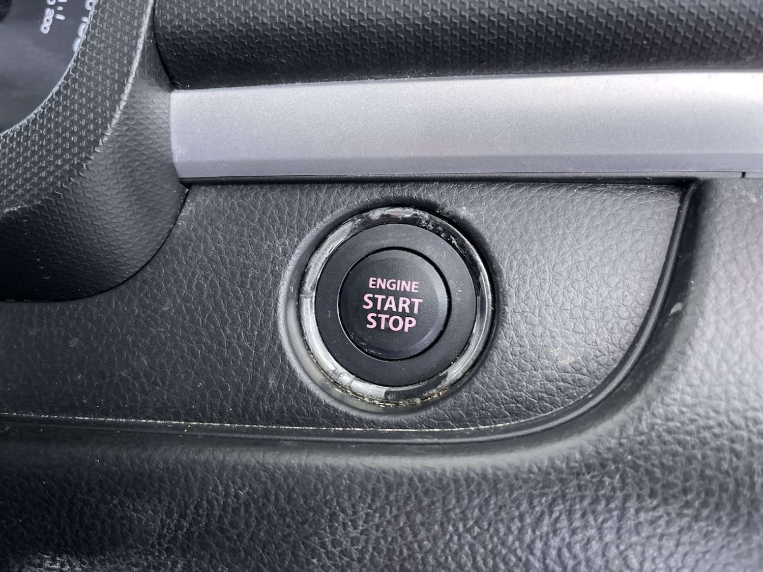 Used Suzuki Swift 2015 for sale - 76623846: Photo 44