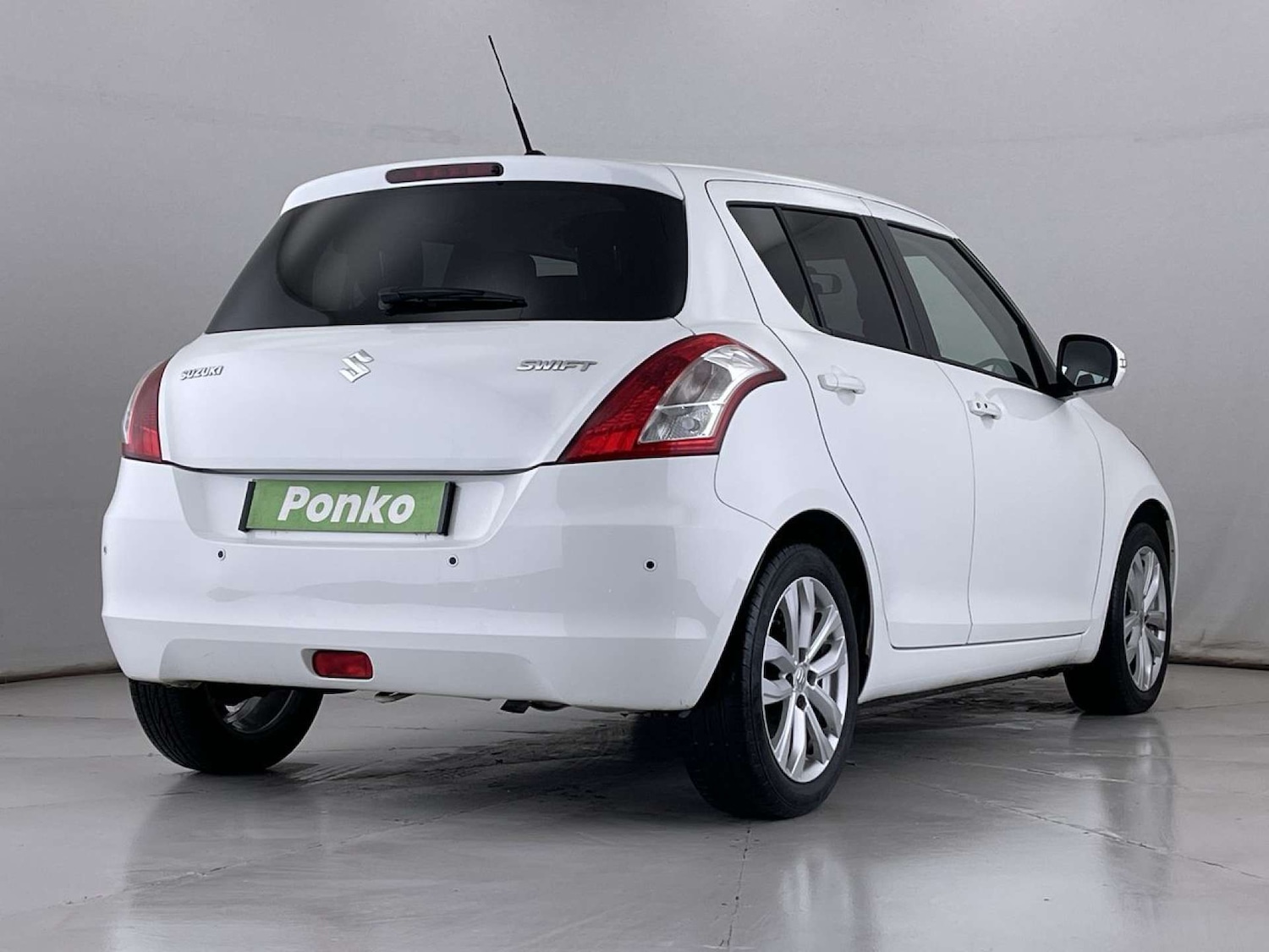 Used Suzuki Swift 2015 for sale - 76623846: Photo 5