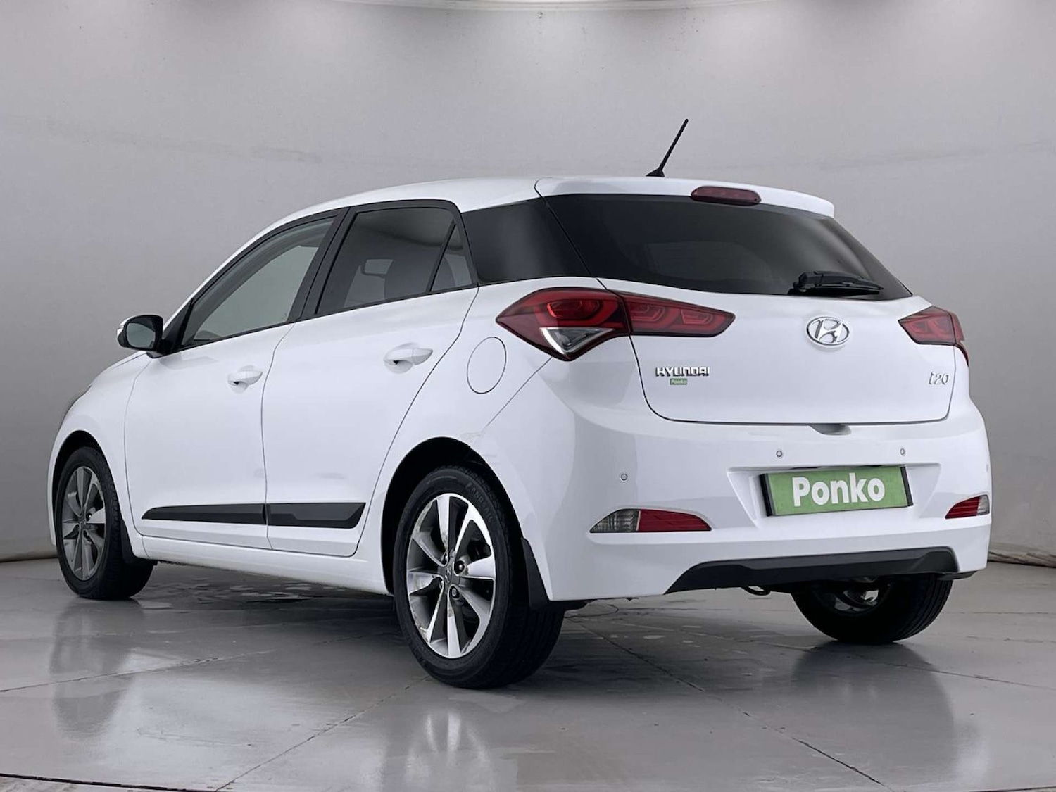 Used Hyundai i20 2016 for sale - 76602108: Photo 3