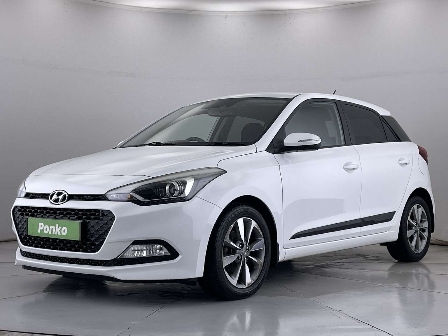 Used Hyundai i20 2016 for sale - 76602108: Photo 4