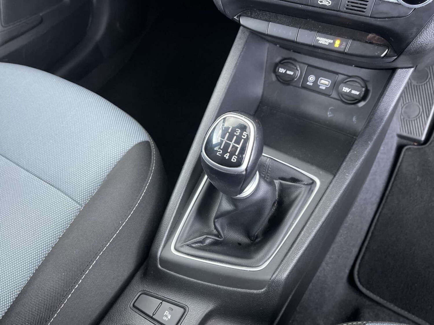 Used Hyundai i20 2016 for sale - 76602108: Photo 41