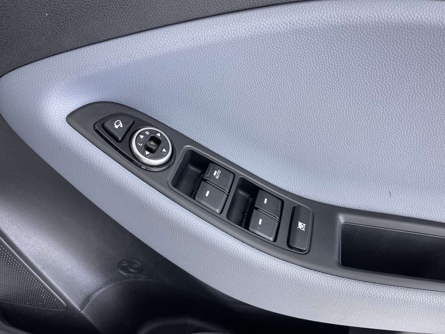 Used Hyundai i20 2016 for sale - 76602108: Photo 44