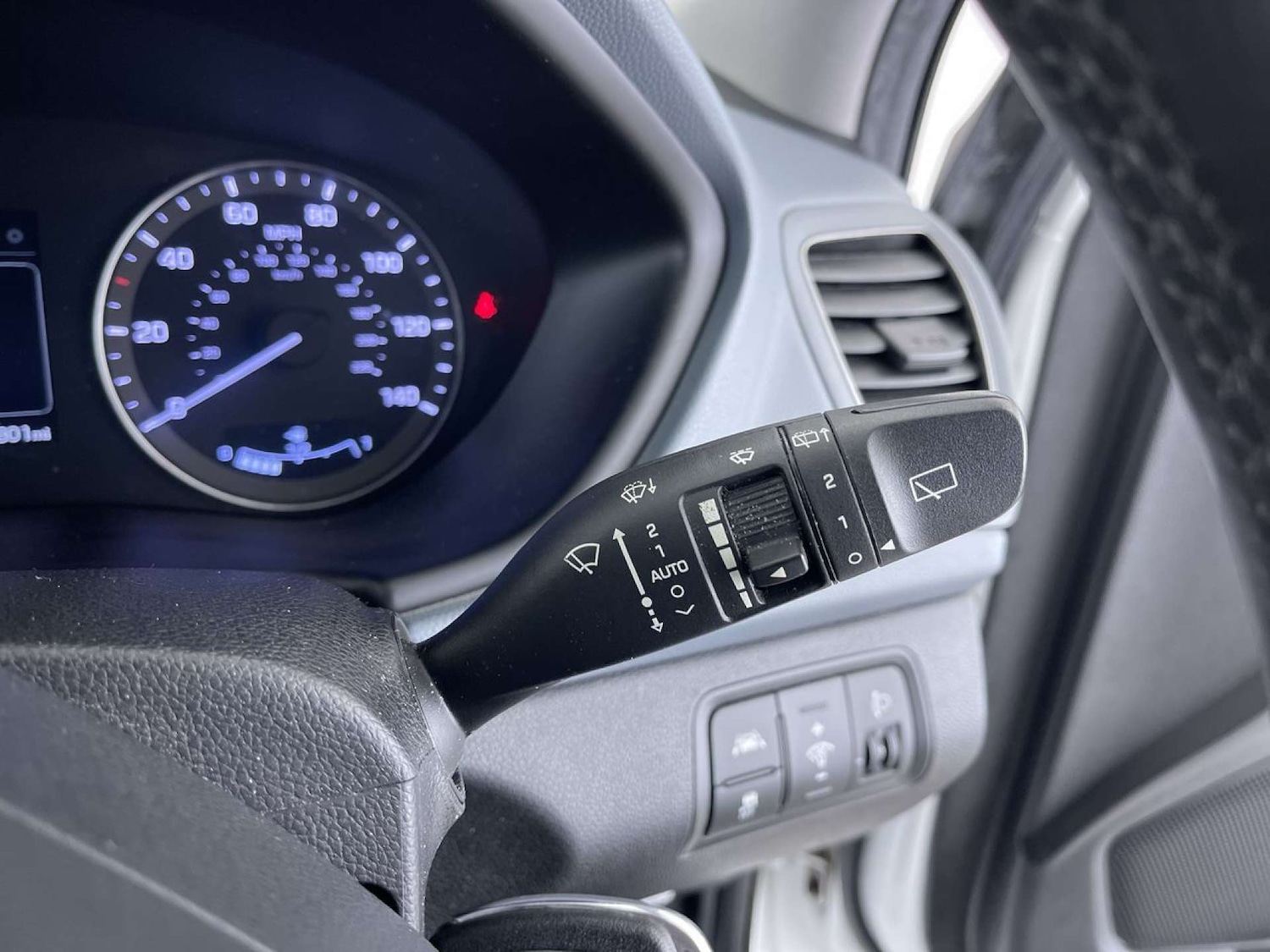 Used Hyundai i20 2016 for sale - 76602108: Photo 48