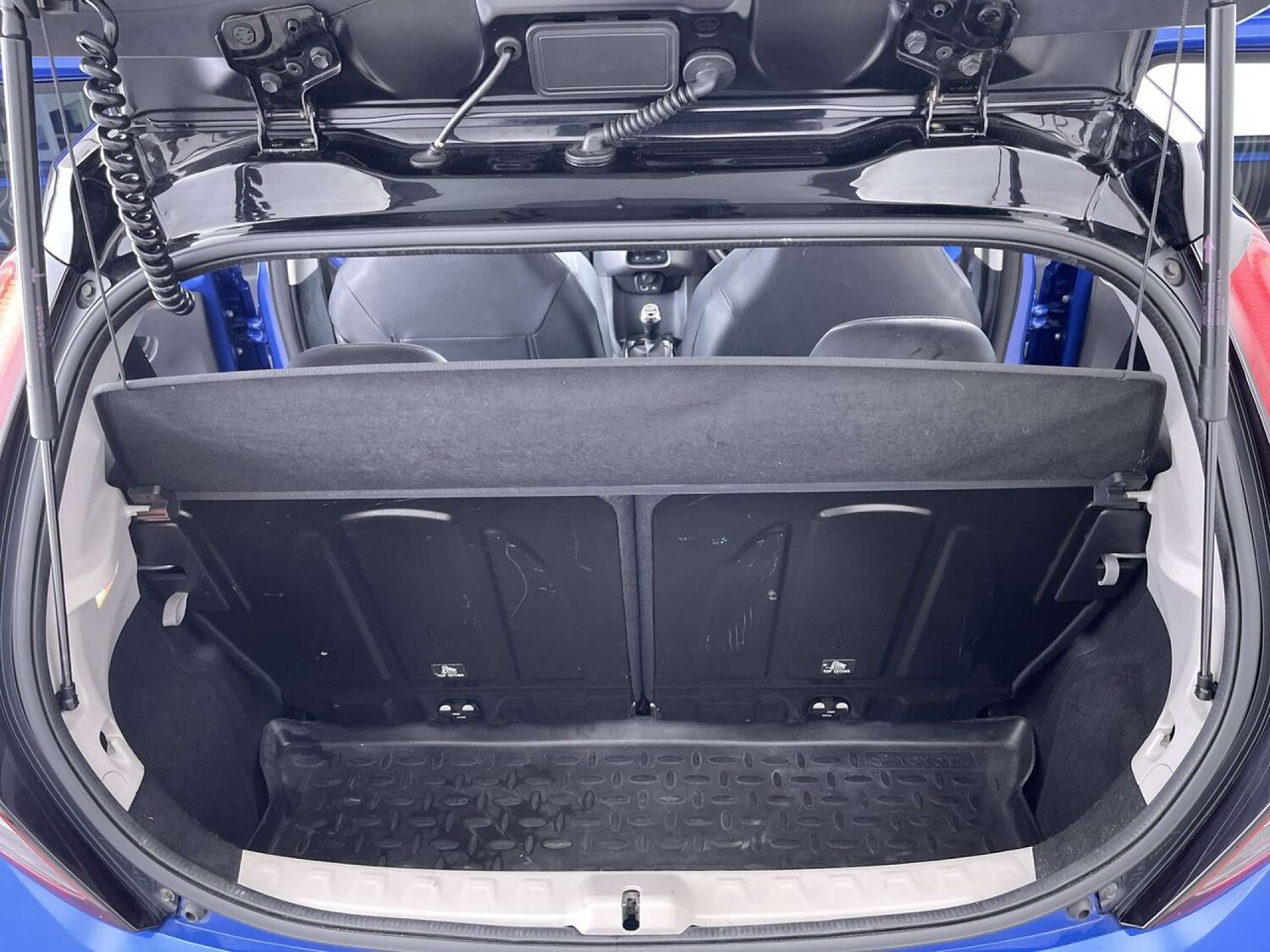 Used Toyota AYGO 2018 for sale - 76830229: Photo 10