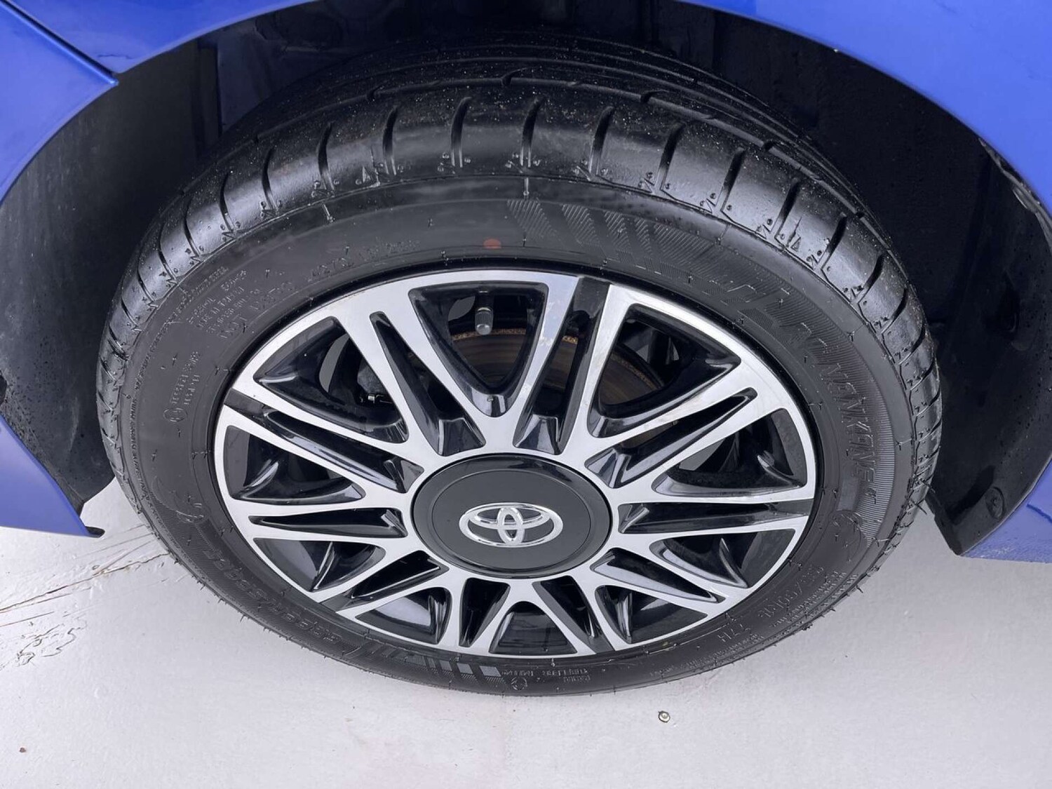 Used Toyota AYGO 2018 for sale - 76830229: Photo 11