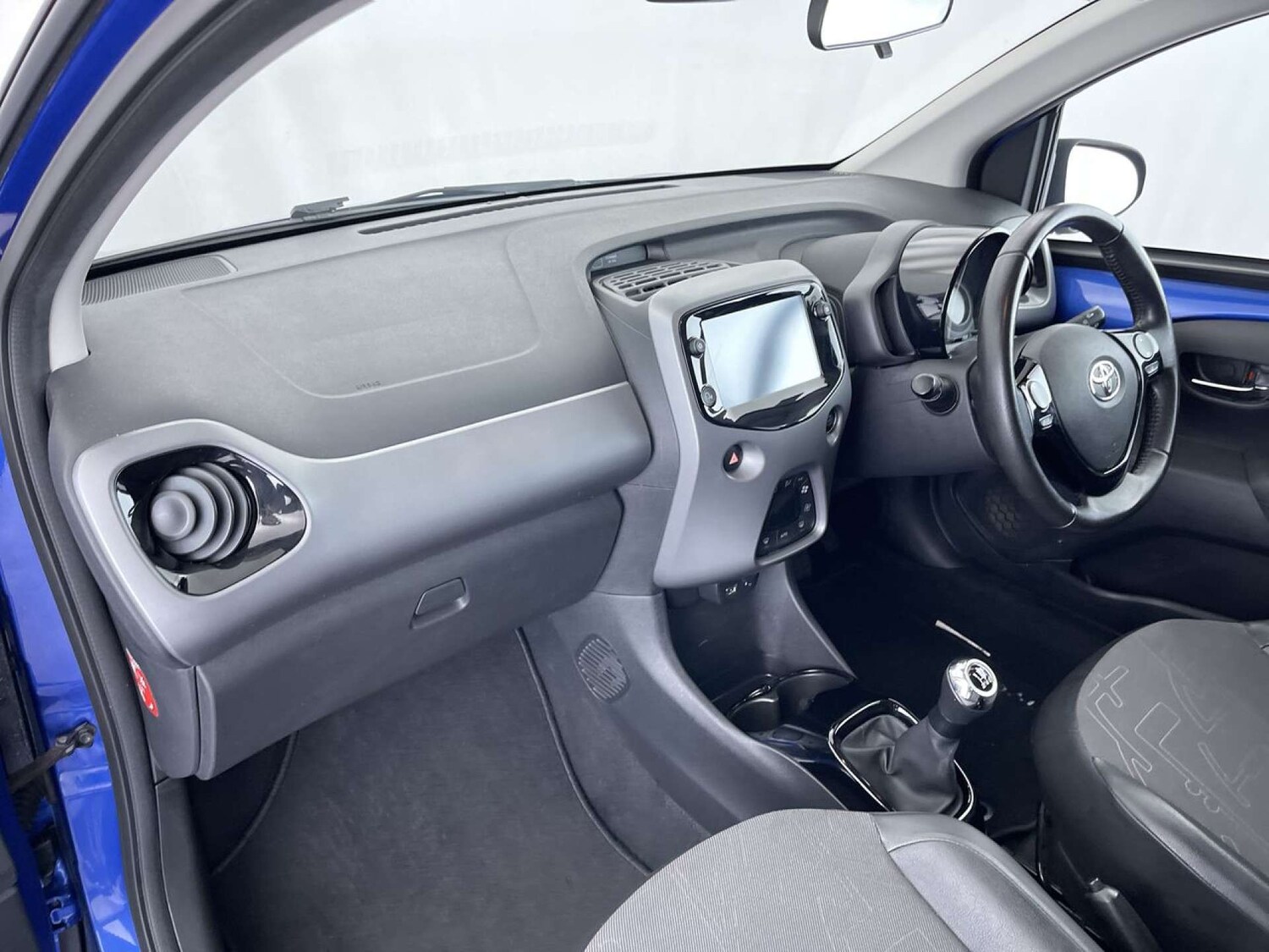 Used Toyota AYGO 2018 for sale - 76830229: Photo 32