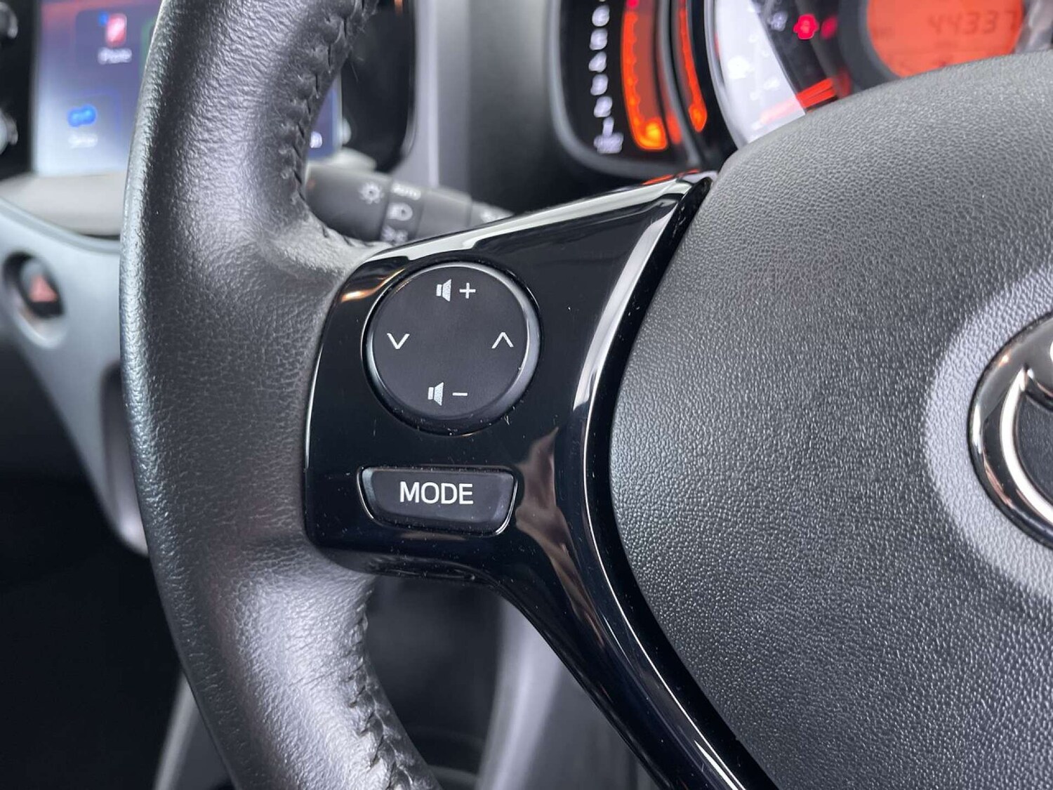 Used Toyota AYGO 2018 for sale - 76830229: Photo 52