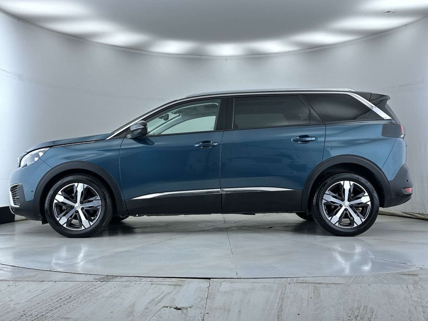Used Peugeot 5008 2018 for sale - 77583887: Photo 16