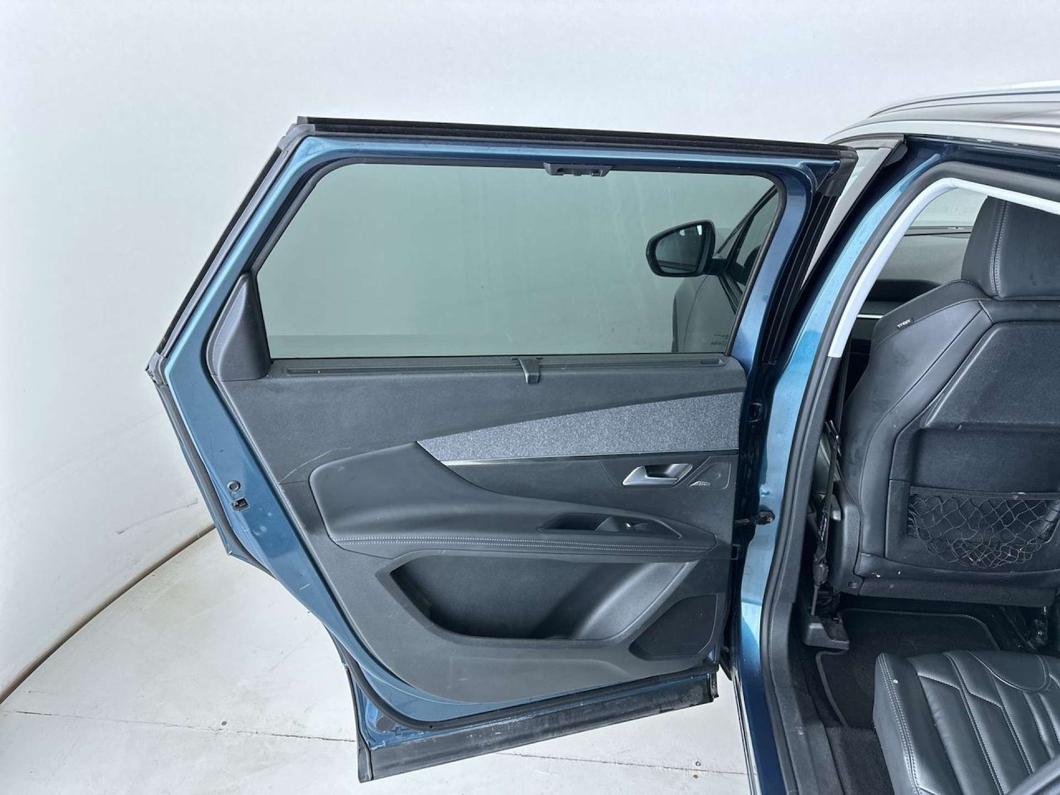 Used Peugeot 5008 2018 for sale - 77583887: Photo 28