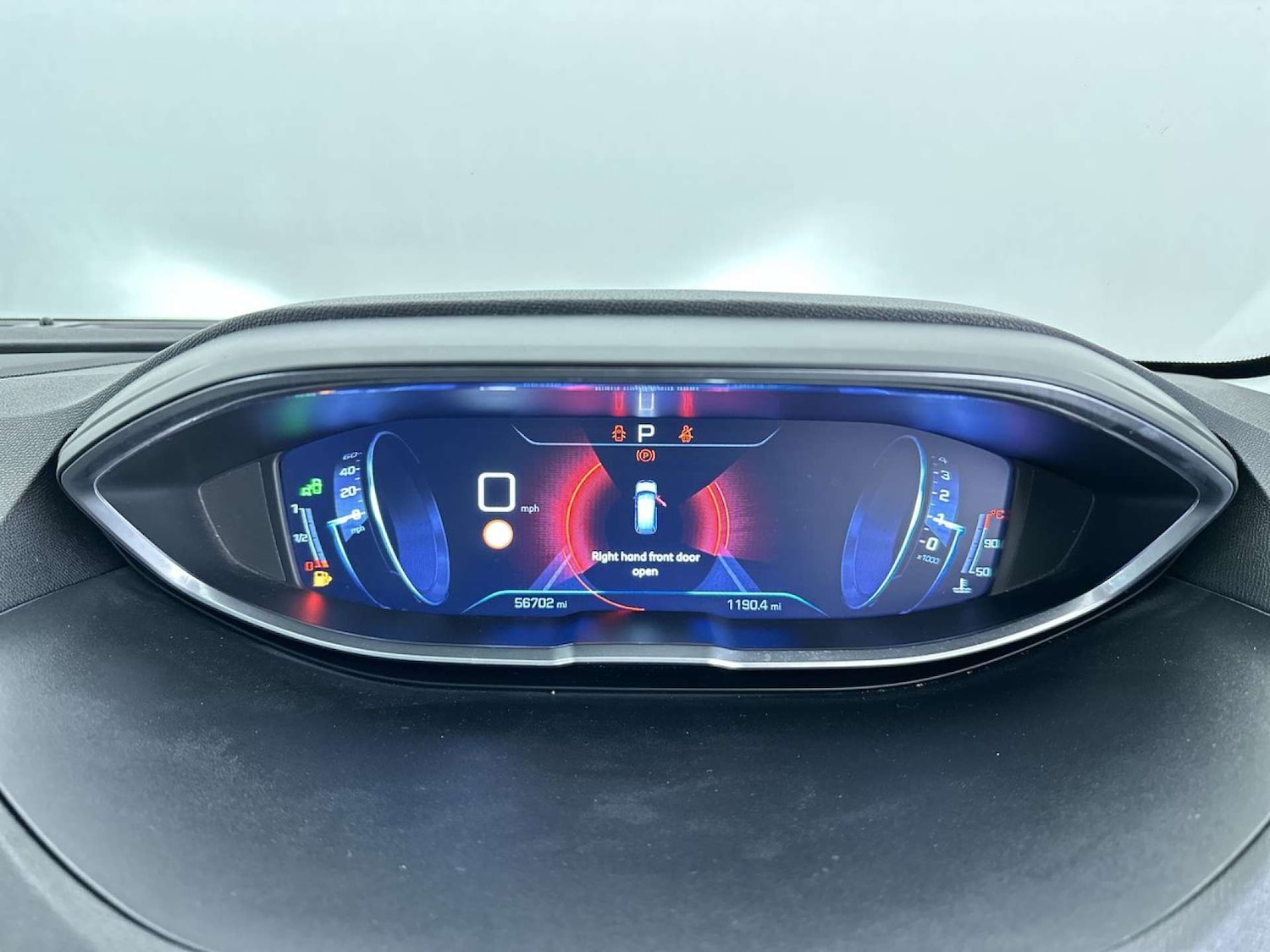 Used Peugeot 5008 2018 for sale - 77583887: Photo 39