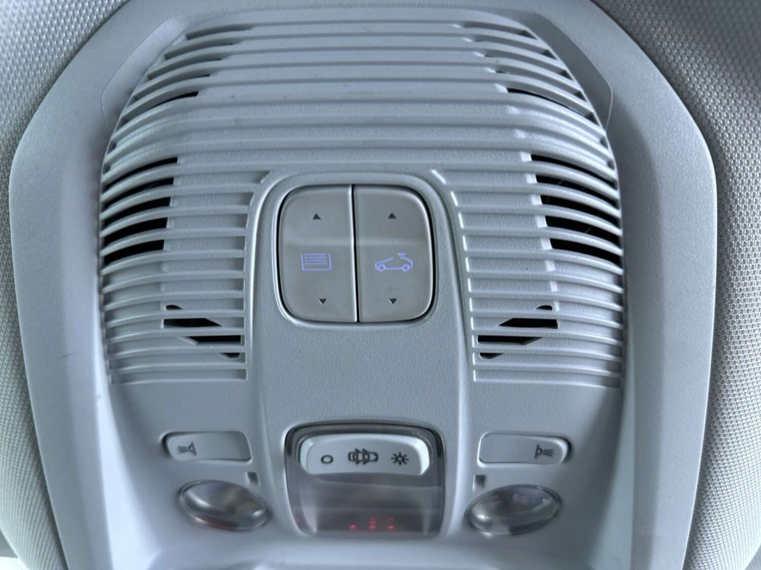 Used Peugeot 5008 2018 for sale - 77583887: Photo 51