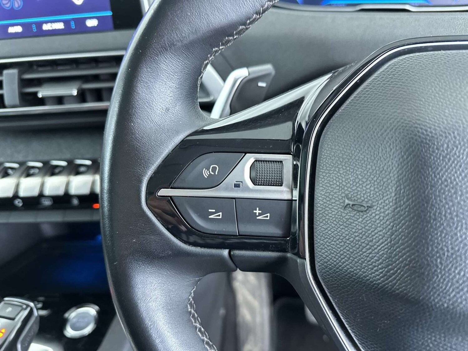 Used Peugeot 5008 2018 for sale - 77583887: Photo 53