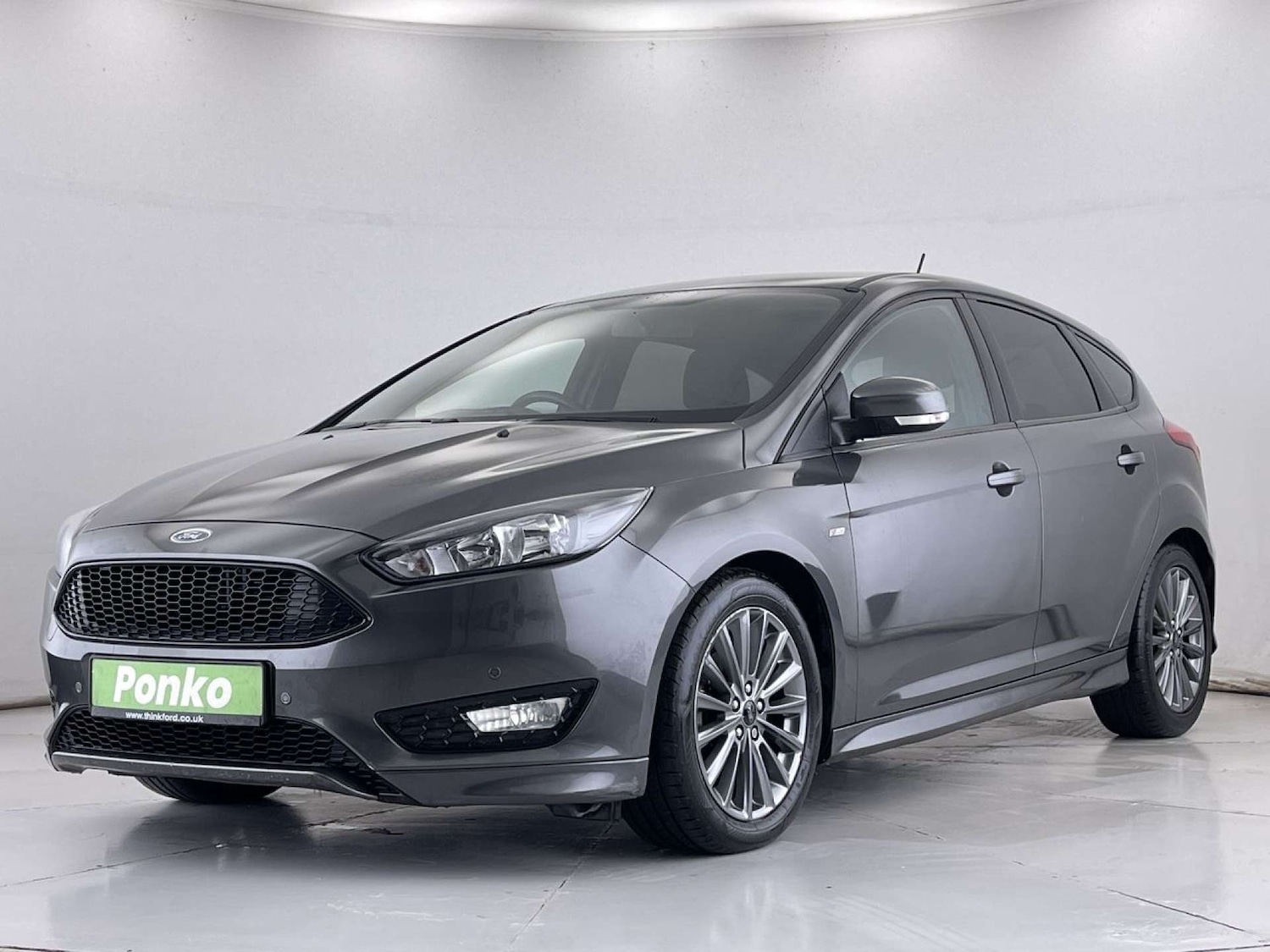 Used Ford Focus 2017 for sale - 76402712: Photo 4